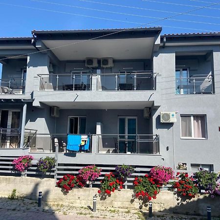 Apartments Miki Polychrono Exterior photo
