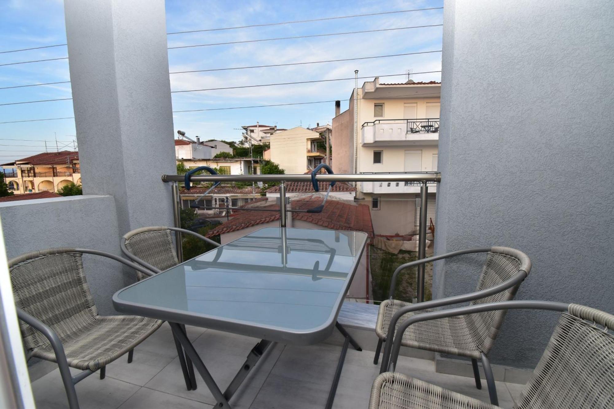 Apartments Miki Polychrono Exterior photo
